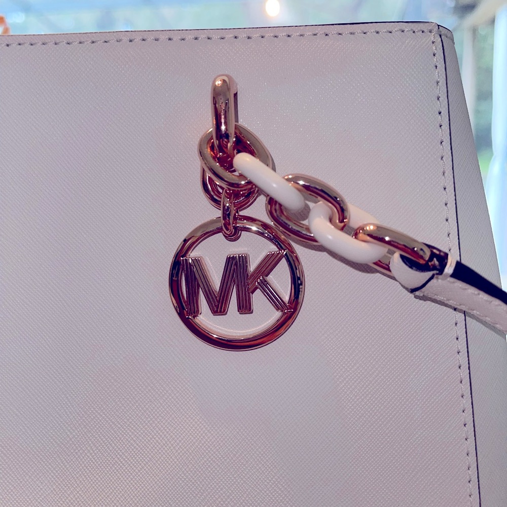 Michael Kors Sofia bag - Picture 2 of 6